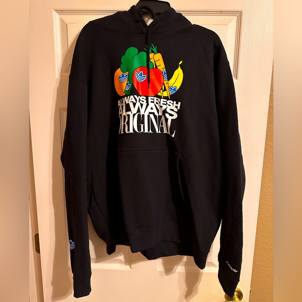 Adidas Sweatshirt Hoodie XL “Always Fresh, Always Original”.